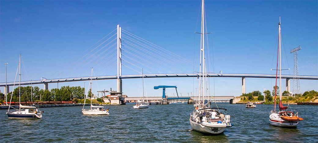 Die beiden Brücken nach Rügen